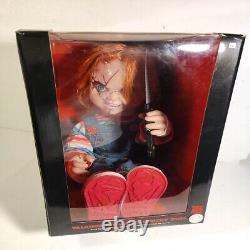 24 CHUCKY TALKING & MOVING DOLL with Knife (NEW!)