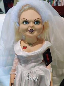 Bride Of Chucky TIFFANY 22Inch REPLICA DOLL/ UNIVERSAL/SPENCERS NWT CHILDS PLAY