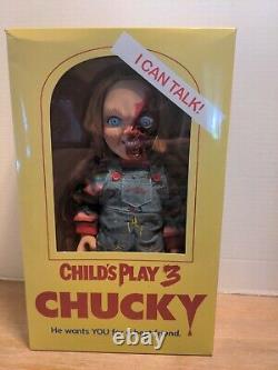 Child's Play 3 CHUCKY DOLL Pizza Face (Talks & works) Mezco Newithsealed