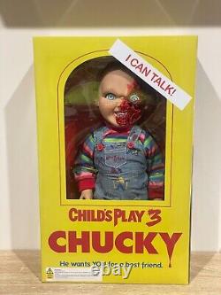 Child's Play 3 Chucky Pizza Face 15 Talking Action Figure Mezco (78020)