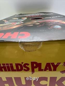 Child's Play 3 NEW Sealed Mezco Talking Pizza Face Chucky 15 Inch Mega Figure