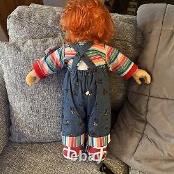 Childs Play Bride of Chucky 24'' Tall Universal Studios Chucky Doll Withknife