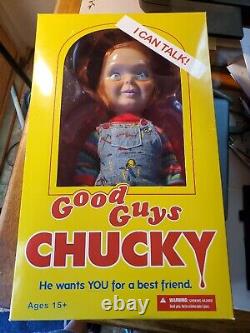 Chucky Doll Talking Child's Play Happy Face 15 Mezco Mega Scale with Sound Prop