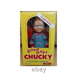Chucky Ray Mezco Designers Series Mega Scale Child's Play Talking Good Guys