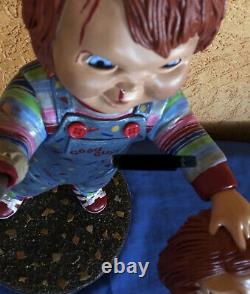Chucky vs buddi (or tommy statue) statue child's play good guy