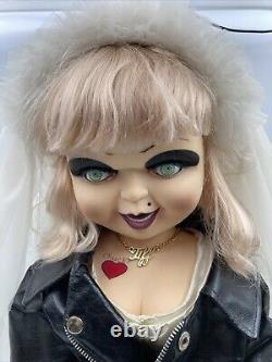 HUGE 24in Bride Of Chucky TIFFANY DOLL Halloween SPENCERS withTalking Stand