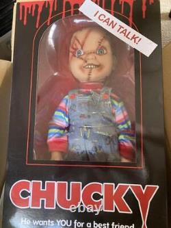 Mezco Child'S Play/Seed Of Chucky 15 Inch Talking Function Built-In Version
