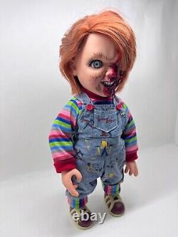 Mezco Child's Play 3 Talking Pizza Face Chucky Doll Mega Size 15 Figure