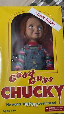 Mezco Child's Play Good Guys 15 Talking Happy Chucky Action Figure 78004