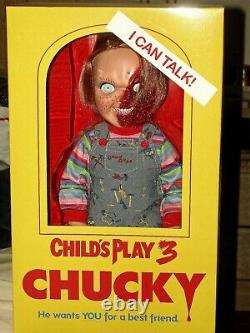 Mezco Designer Child's Play 3 Talking Pizza Face Chucky 15 Inch Doll with Gun