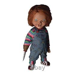 Mezco Designers Series Mega Scale Child's Play Talking Menacing Chucky Stand