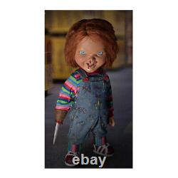 Mezco Mega Scale Talking Menacing Chucky Child's Play Figure