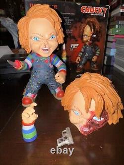 Mezco Toyz MDS Deluxe Designer Series Child's Play CHUCKY + 1 Extra Chucky