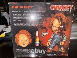 Mezco Toyz MDS Deluxe Designer Series Child's Play CHUCKY + 1 Extra Chucky