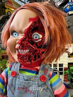 Mezko Toys Movie Child s Play 3 15 inch Megascale Pizza Face Chucky Talking
